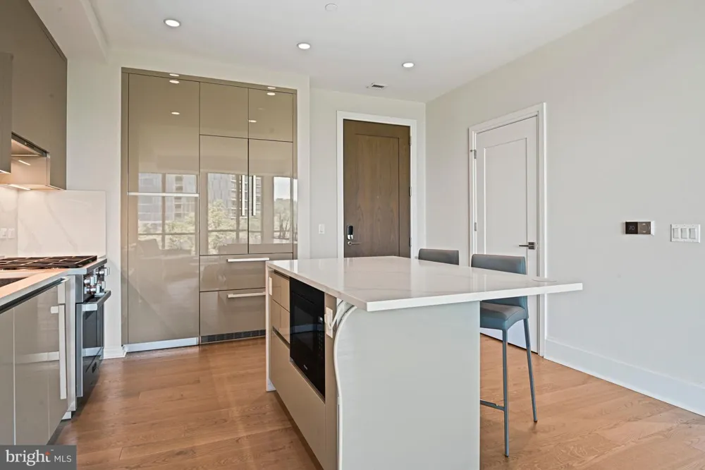 7887 JONES BRANCH DRIVE #503 Mclean, VA 22102