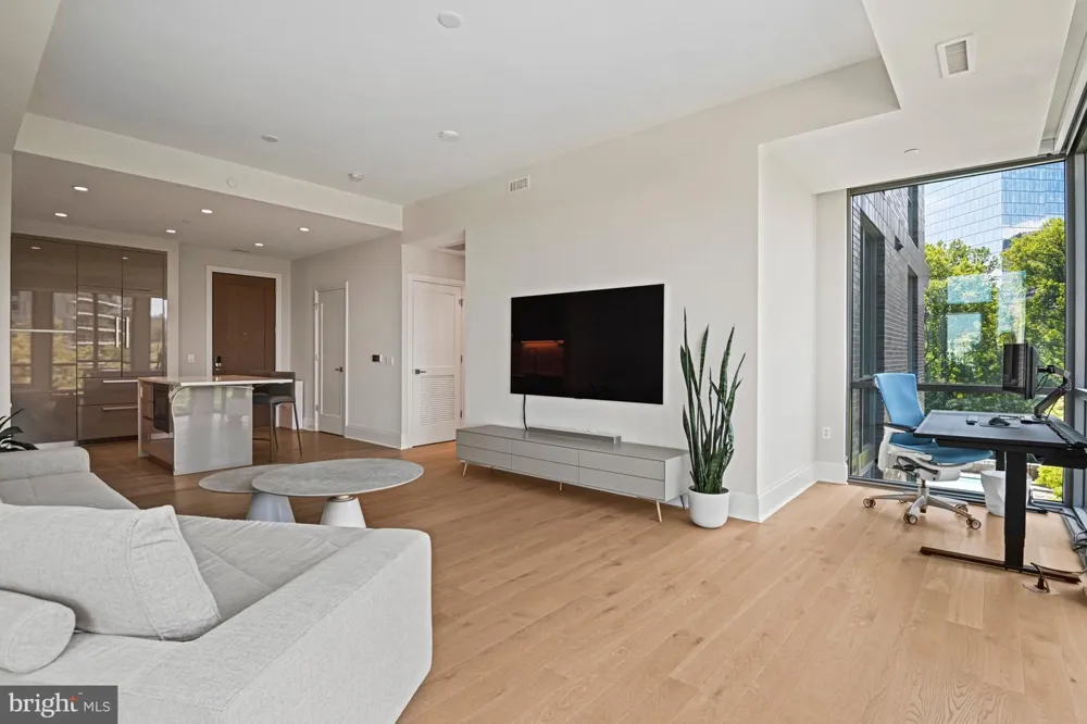 7887 JONES BRANCH DRIVE #503 Mclean, VA 22102