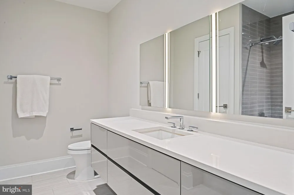 7887 JONES BRANCH DRIVE #503 Mclean, VA 22102