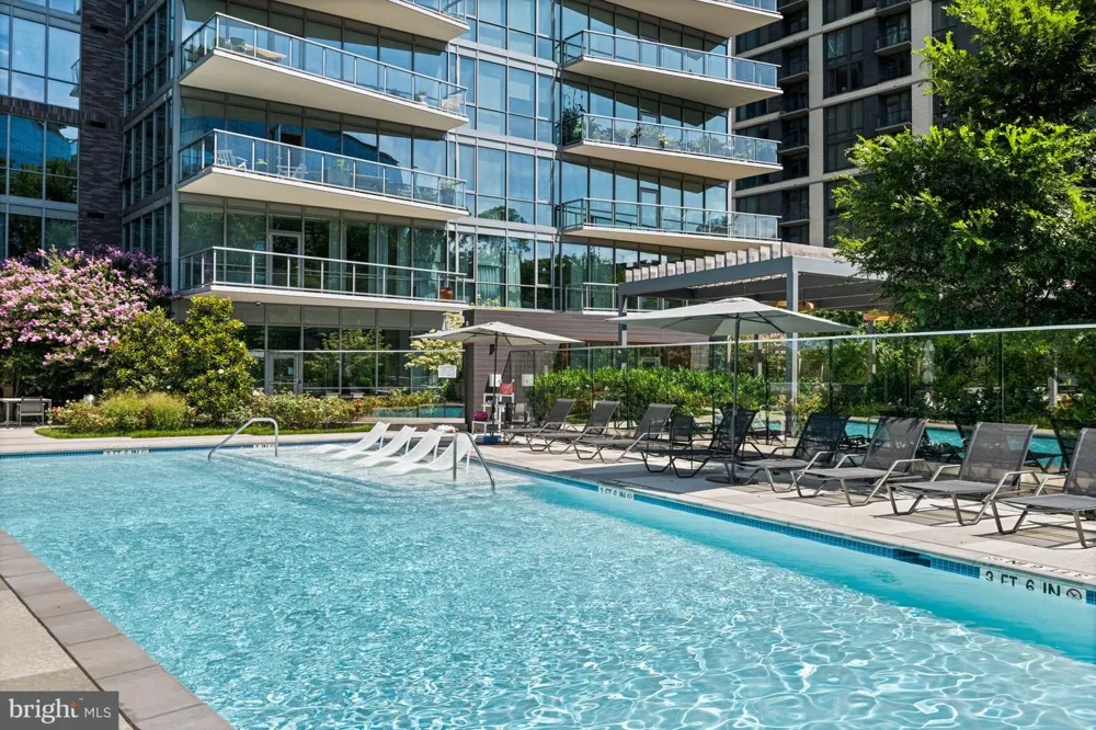 7887 JONES BRANCH DRIVE #503 Mclean, VA 22102