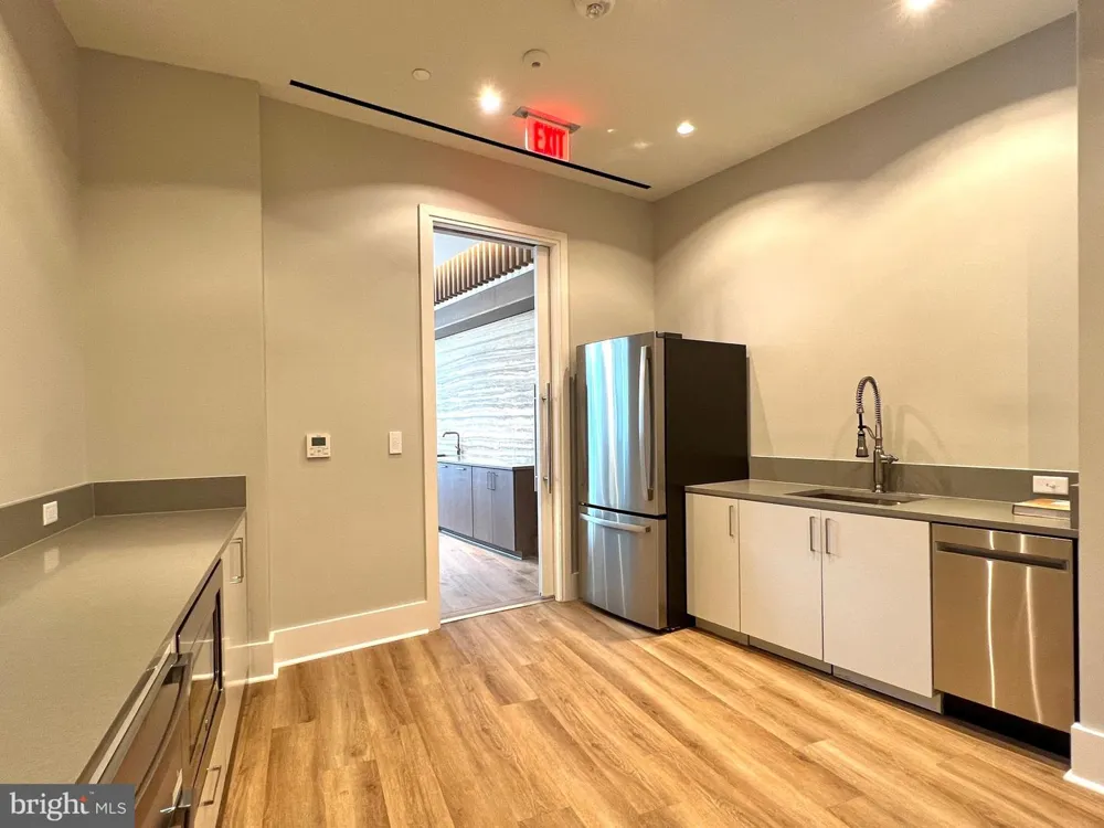 7887 JONES BRANCH DRIVE #503 Mclean, VA 22102