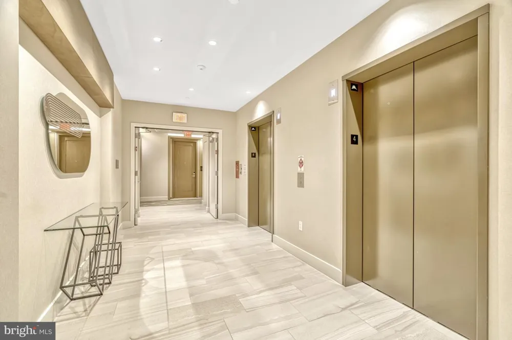7887 JONES BRANCH DRIVE #503 Mclean, VA 22102