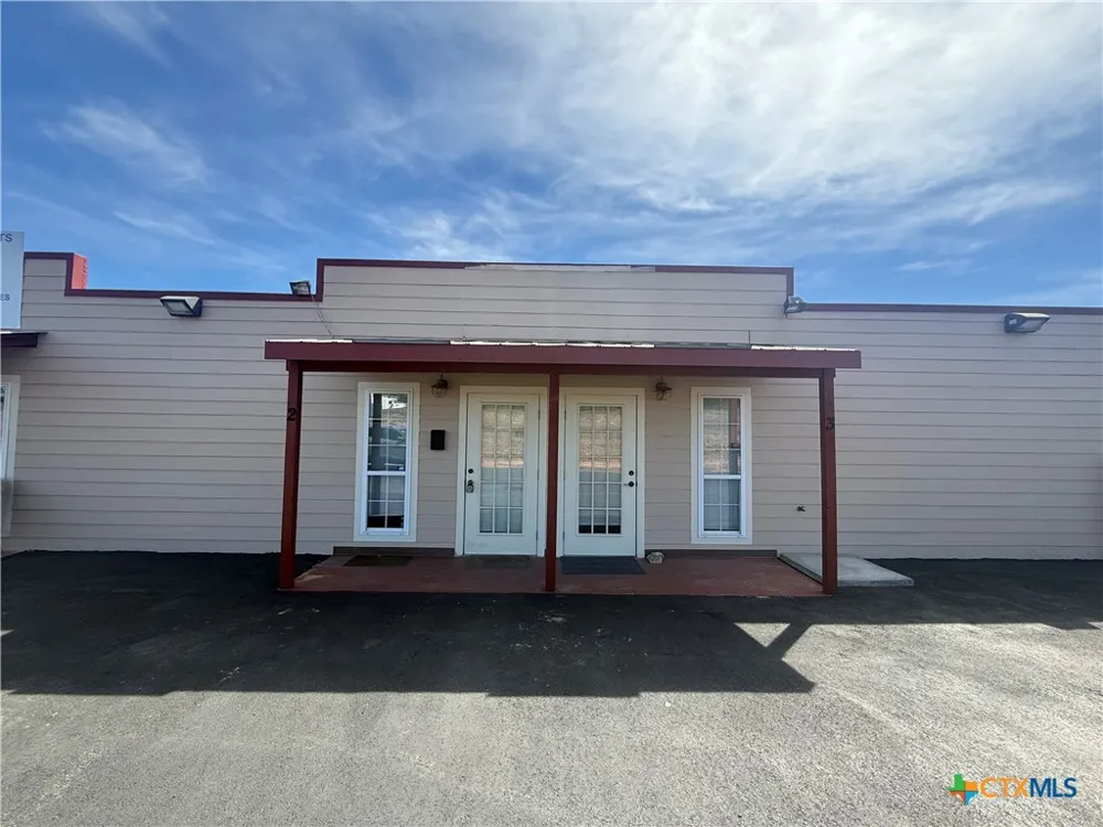 23063 State Highway 46 #2-3 Bulverde, TX 78070