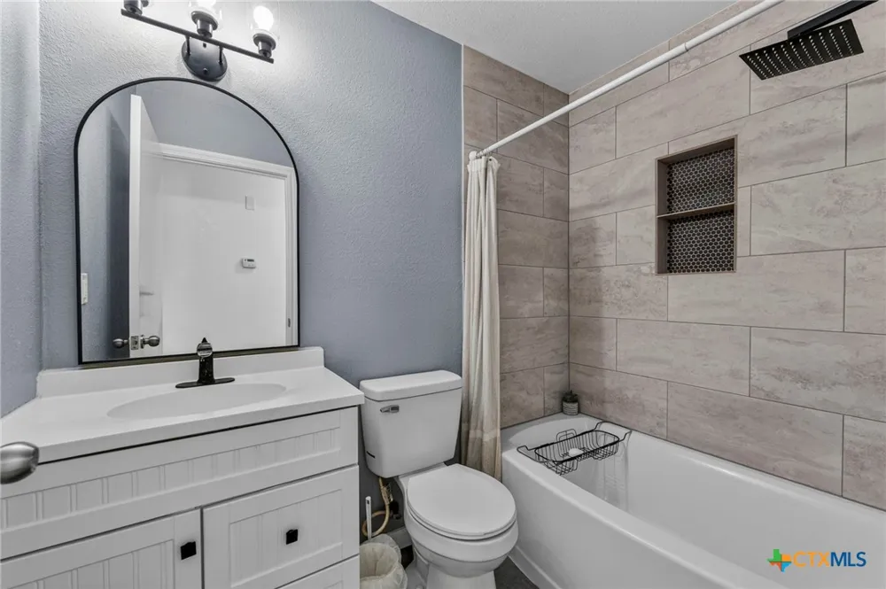 308 River Hills San Marcos, TX 78666