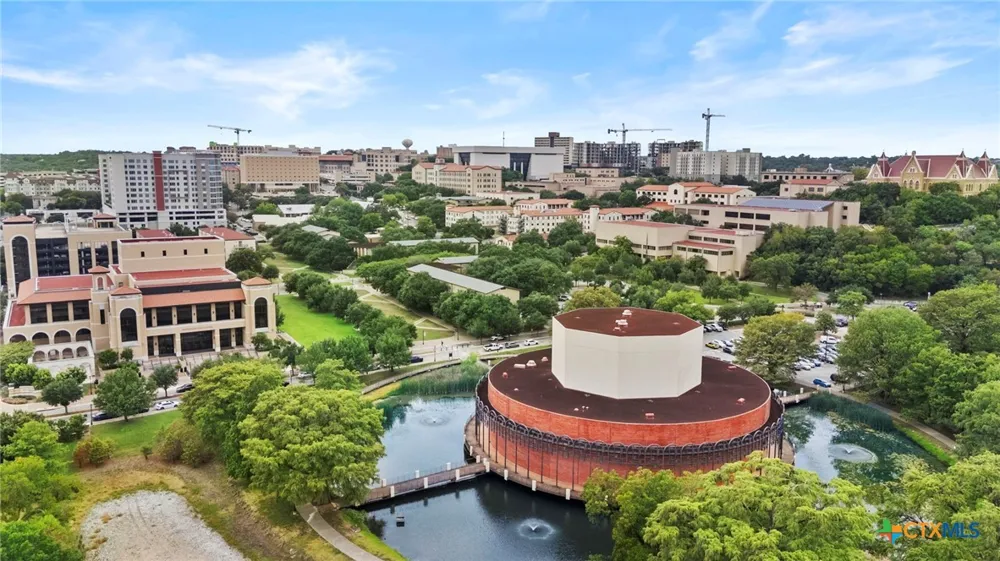 308 River Hills San Marcos, TX 78666