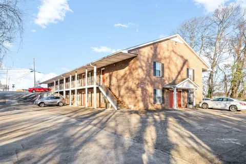 765 Robb Ave #1