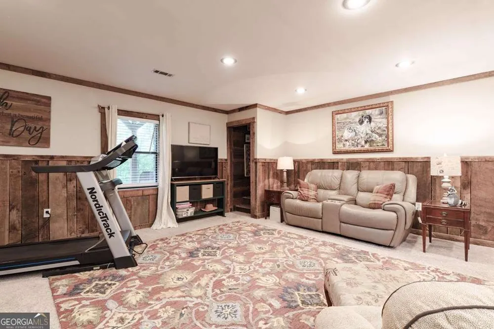 11 Treasure LN Blairsville, GA 30512