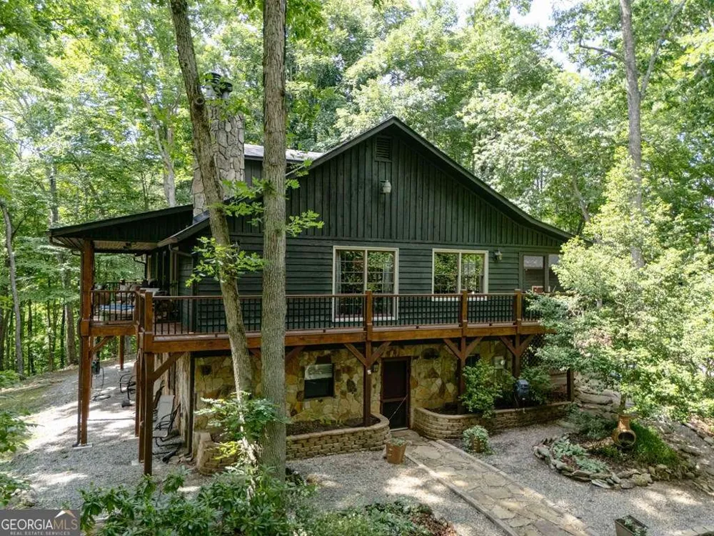 11 Treasure LN Blairsville, GA 30512