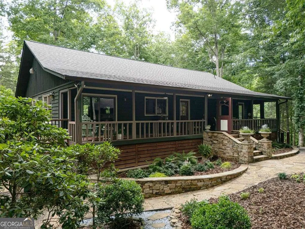 11 Treasure LN Blairsville, GA 30512