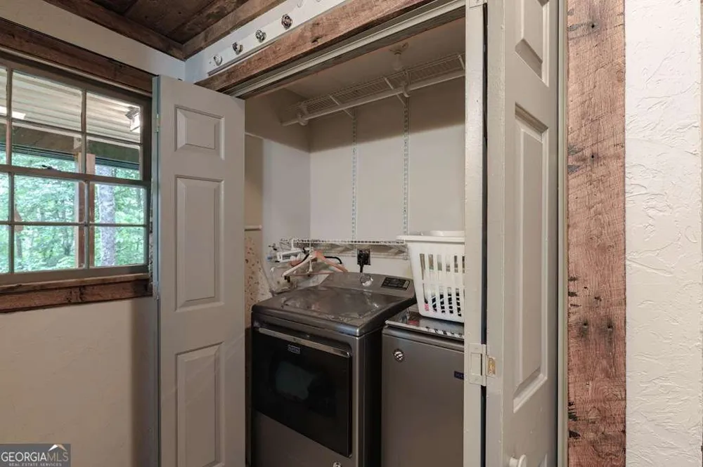 11 Treasure LN Blairsville, GA 30512