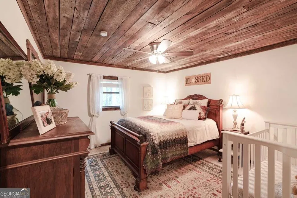 11 Treasure LN Blairsville, GA 30512