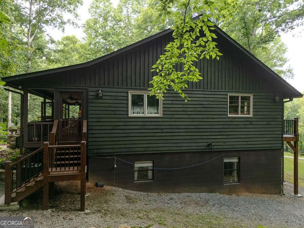 11 Treasure LN Blairsville, GA 30512