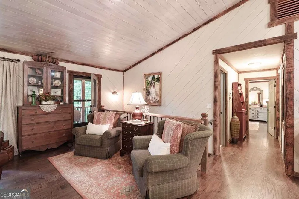 11 Treasure LN Blairsville, GA 30512