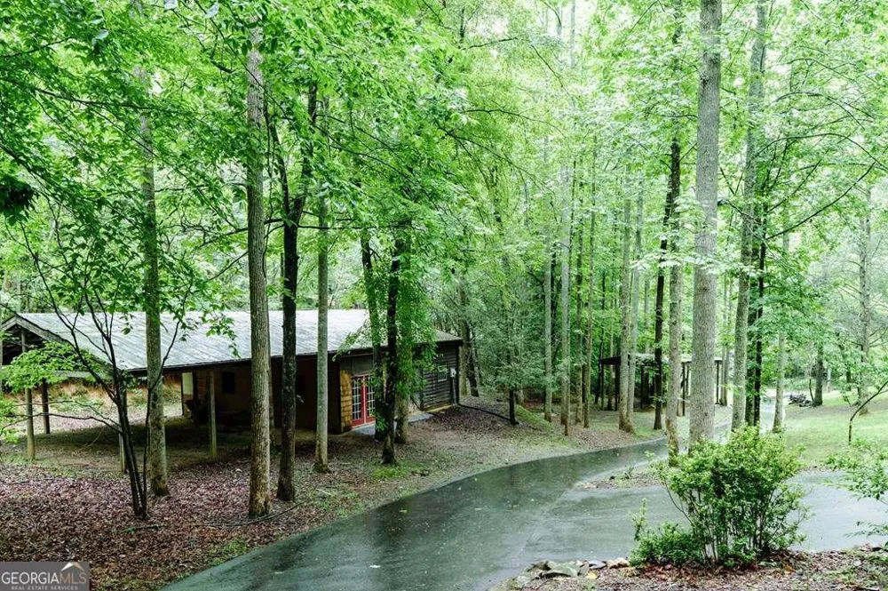 11 Treasure LN Blairsville, GA 30512