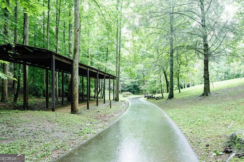 11 Treasure LN Blairsville, GA 30512