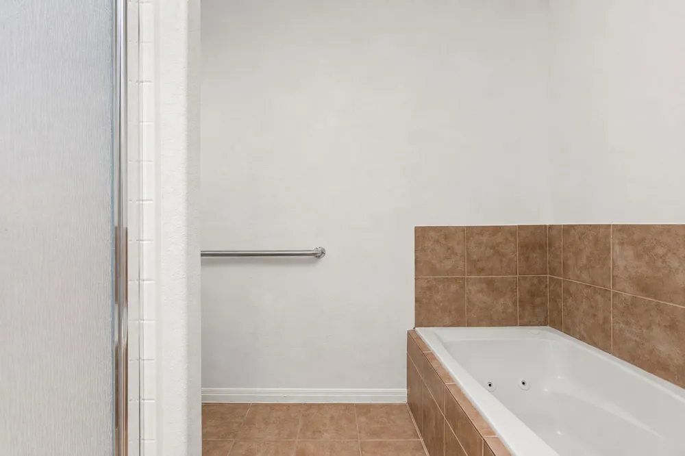 204 Deer Creek Circle Dripping Springs, TX 78620