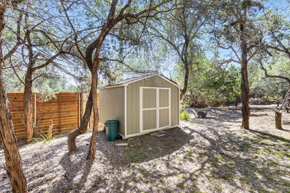 204 Deer Creek Circle Dripping Springs, TX 78620