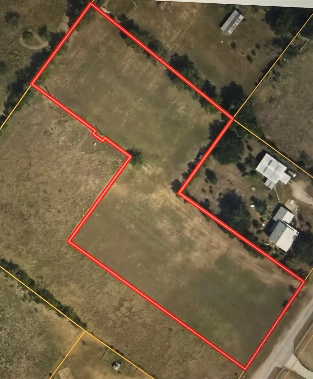2206 Sandra Lane Webberville, TX 78653
