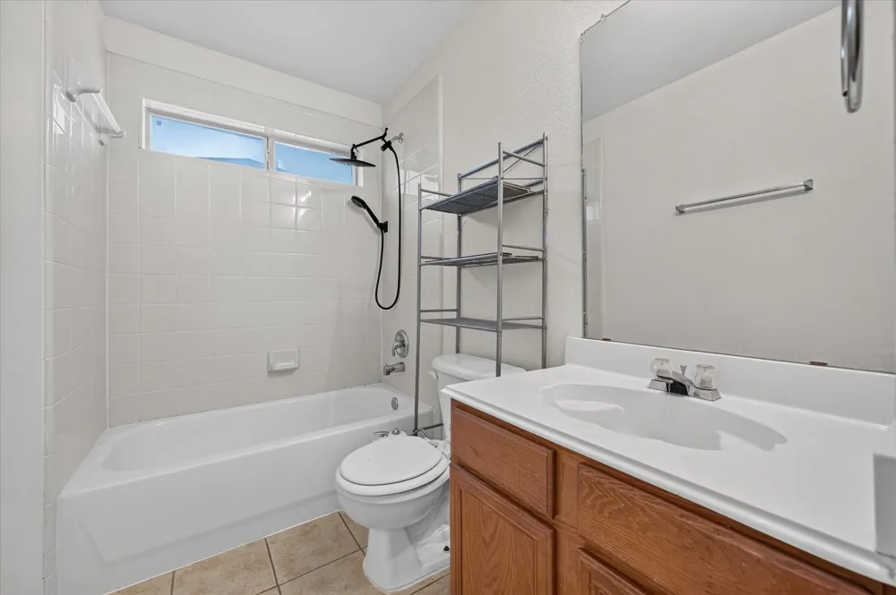 352 Mesquite Hill Drive Arlington, TX 76002