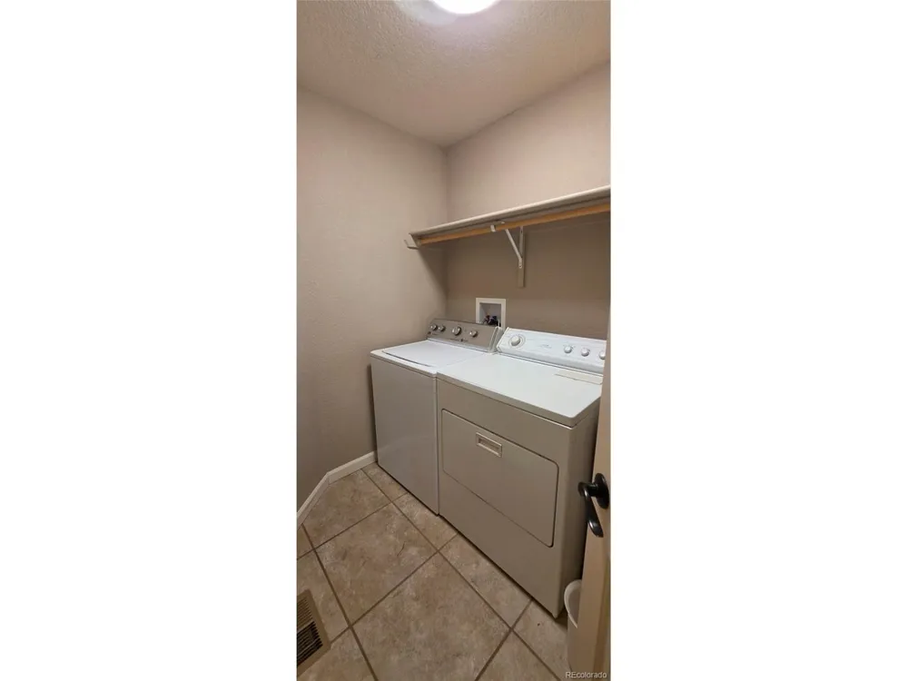 2224 Crestwood Lane Pueblo, CO 81008