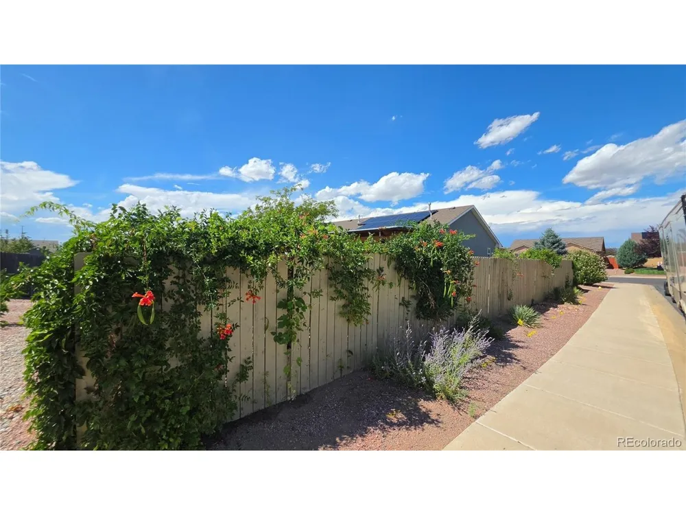 2224 Crestwood Lane Pueblo, CO 81008