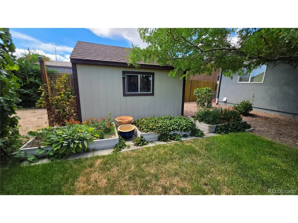 2224 Crestwood Lane Pueblo, CO 81008