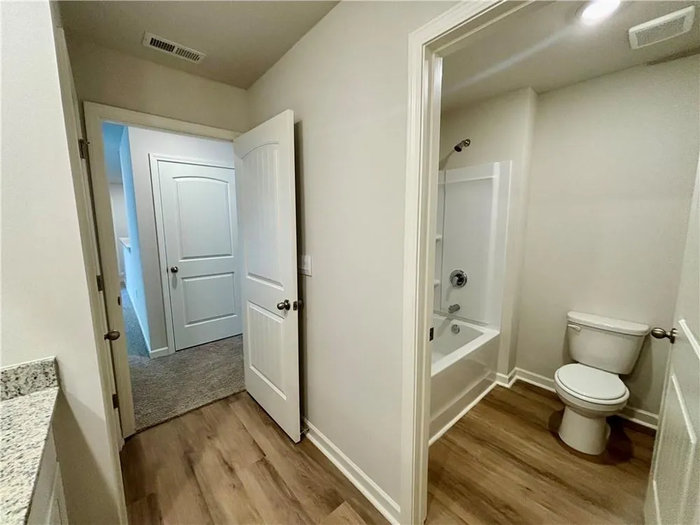2986 Daxton Lane Gainesville, GA 30507