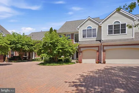 209 WESTMINSTER PLACE