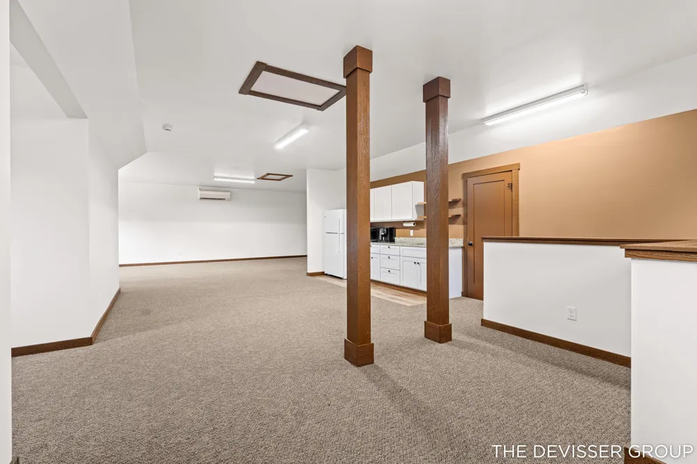 5837 Timber Bluff Trail Fennville, MI 49408