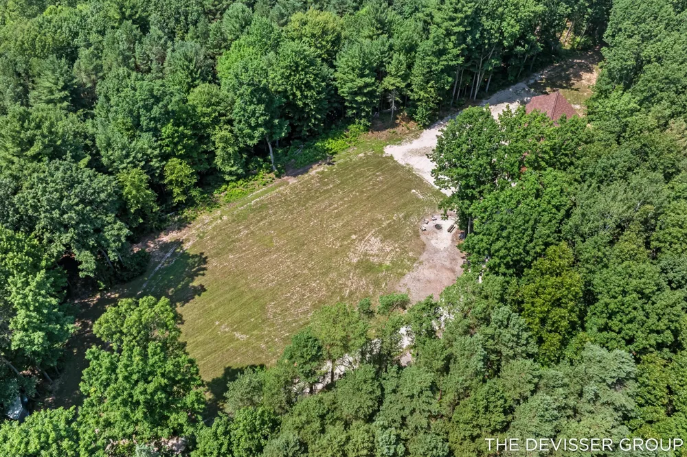 5837 Timber Bluff Trail Fennville, MI 49408