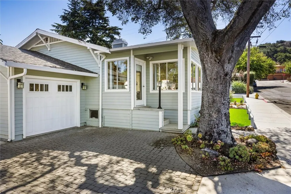 1910 Ruth Street San Luis Obispo, CA 93401