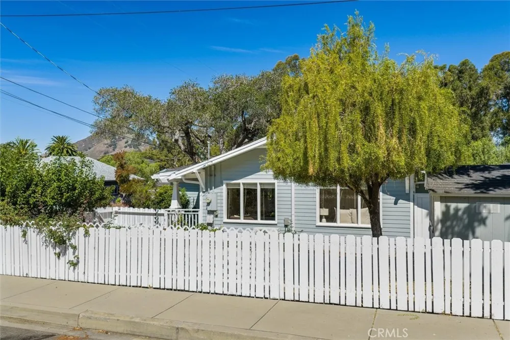 1910 Ruth Street San Luis Obispo, CA 93401