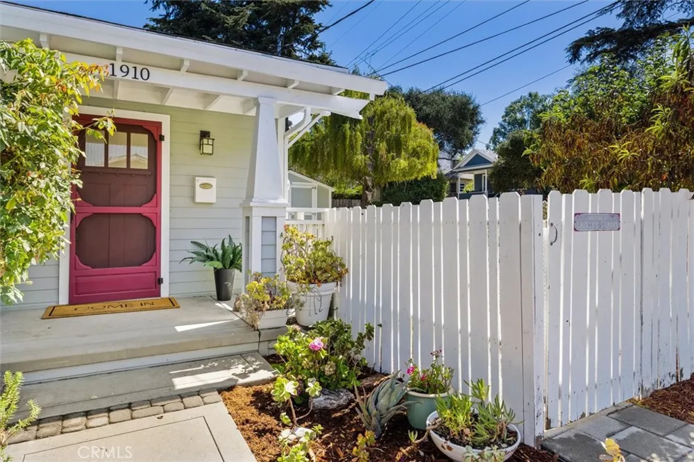 1910 Ruth Street San Luis Obispo, CA 93401