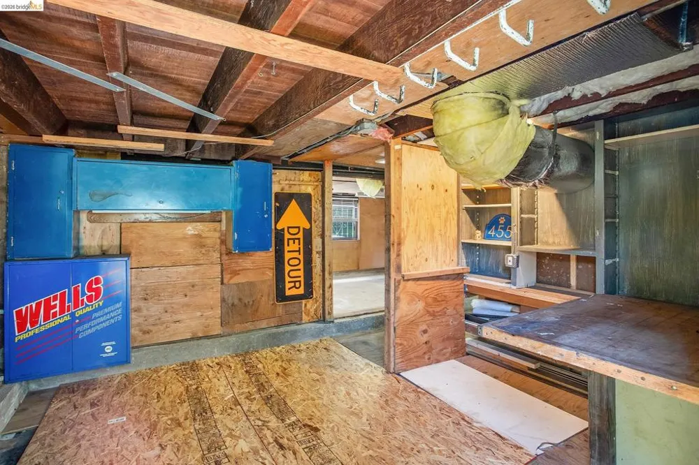 455 36Th St Oakland, CA 94609