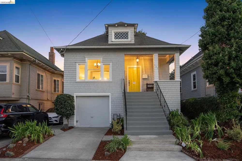 455 36Th St Oakland, CA 94609
