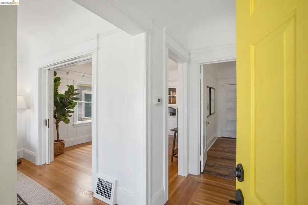 455 36Th St Oakland, CA 94609