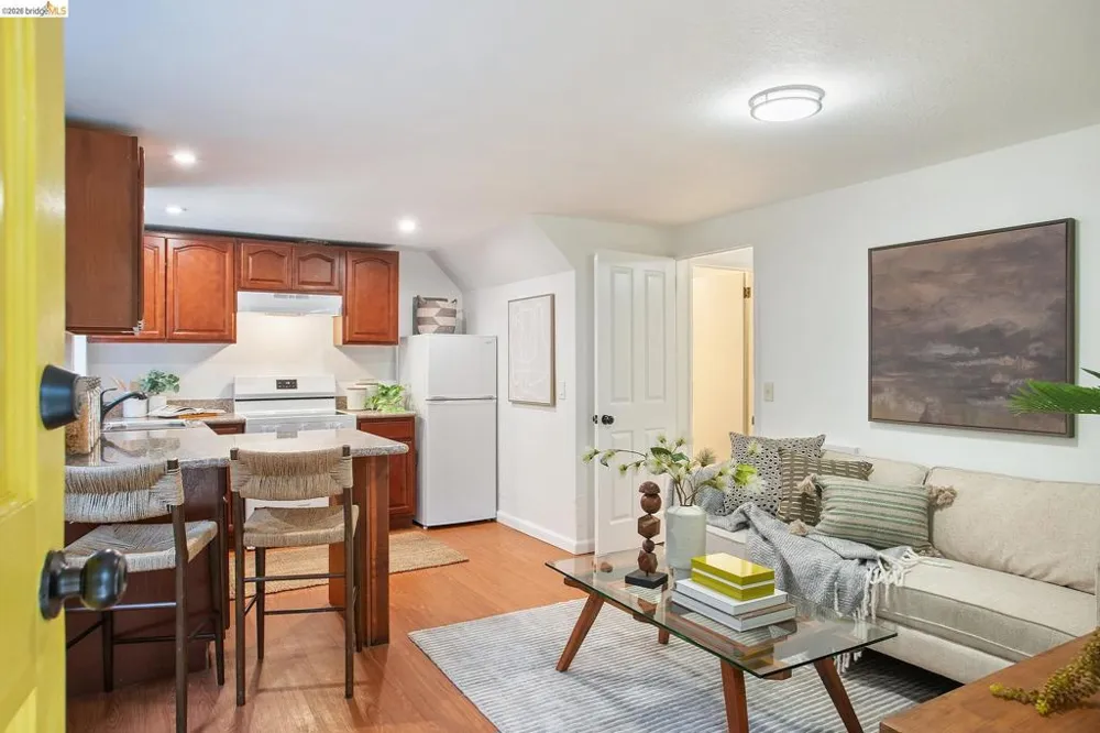 455 36Th St Oakland, CA 94609