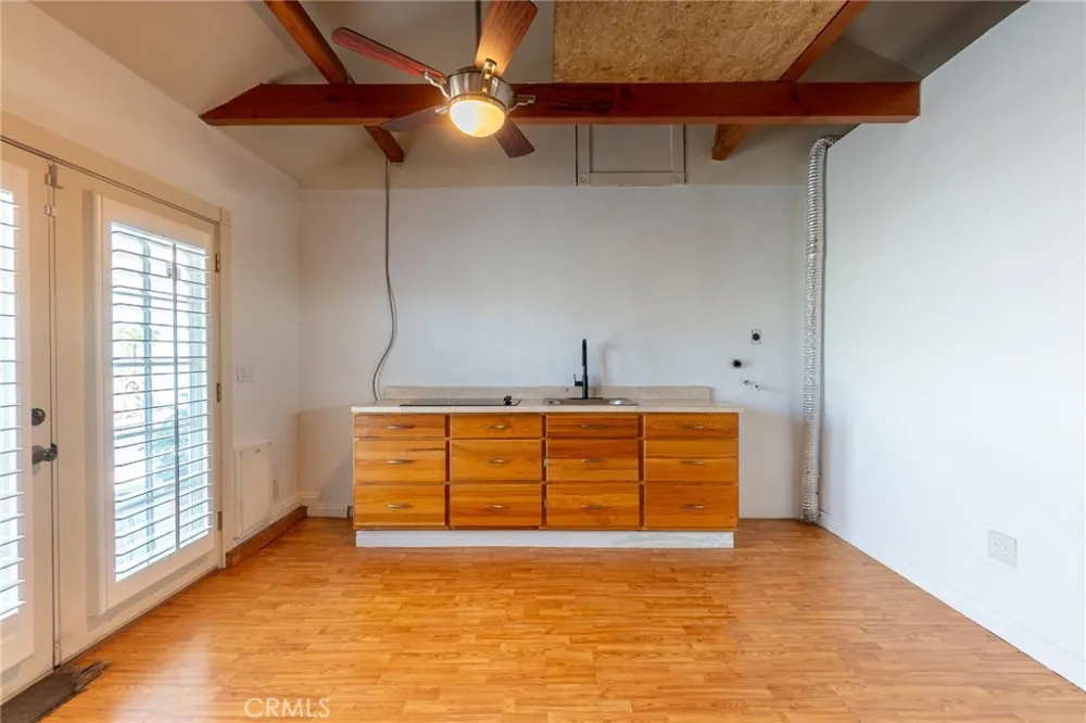 6061 Arden Highland, CA 92346