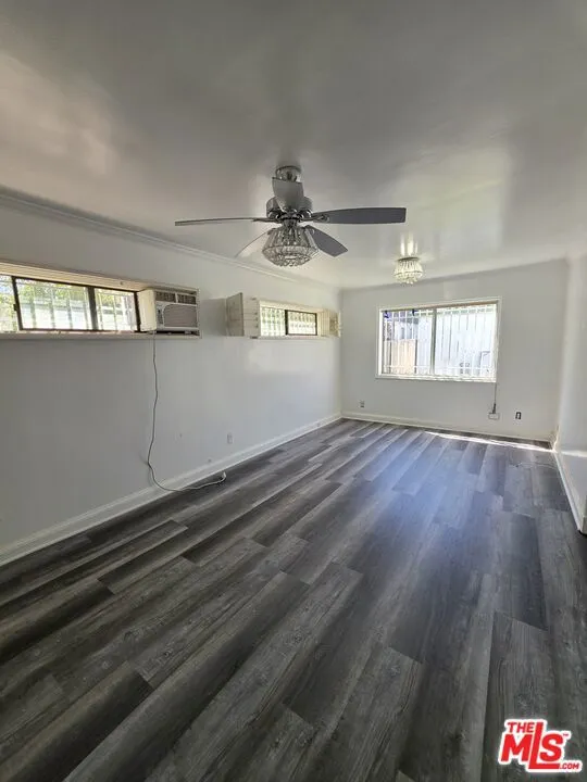 611 W 109th Street Los Angeles, CA 90044