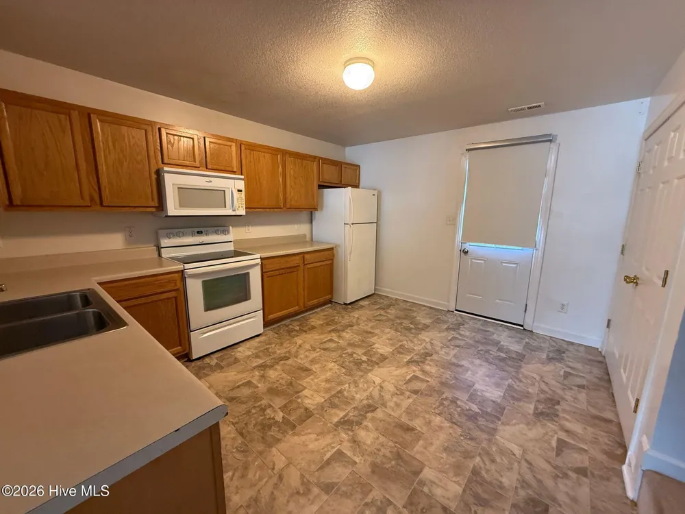 109 Bridgewood Drive Jacksonville, NC 28546