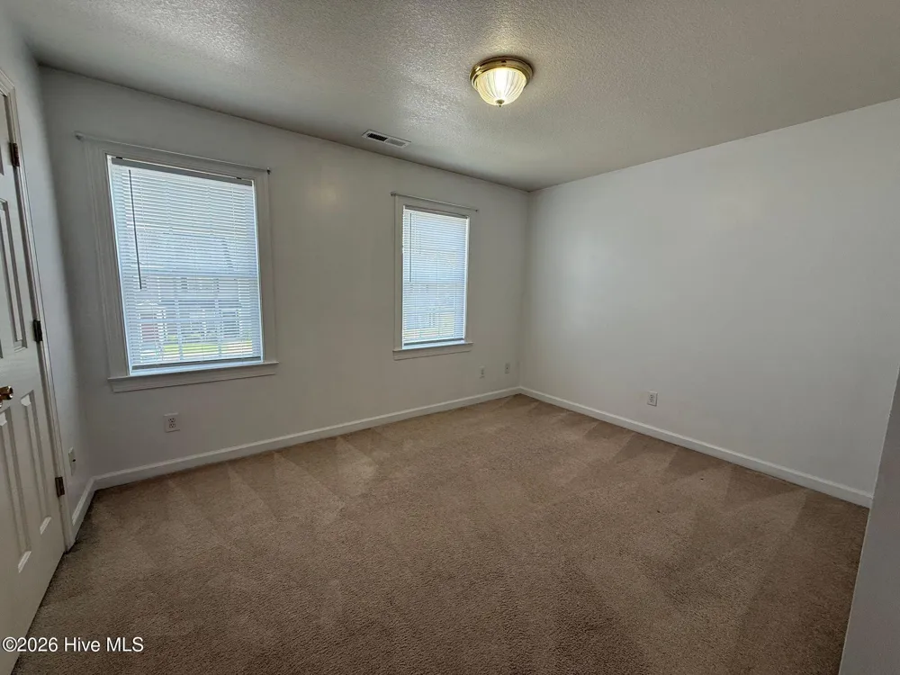 109 Bridgewood Drive Jacksonville, NC 28546