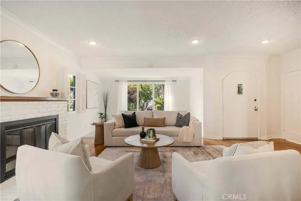 2024 Amherst Drive South Pasadena, CA 91030
