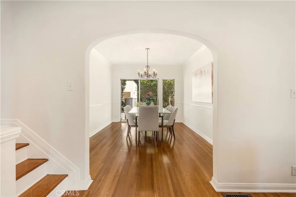 2024 Amherst Drive South Pasadena, CA 91030