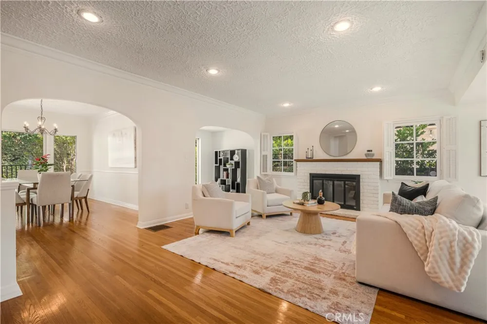 2024 Amherst Drive South Pasadena, CA 91030