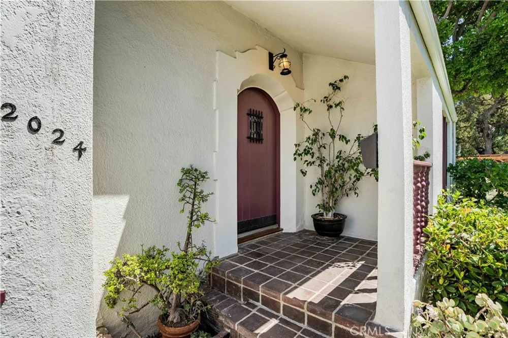 2024 Amherst Drive South Pasadena, CA 91030