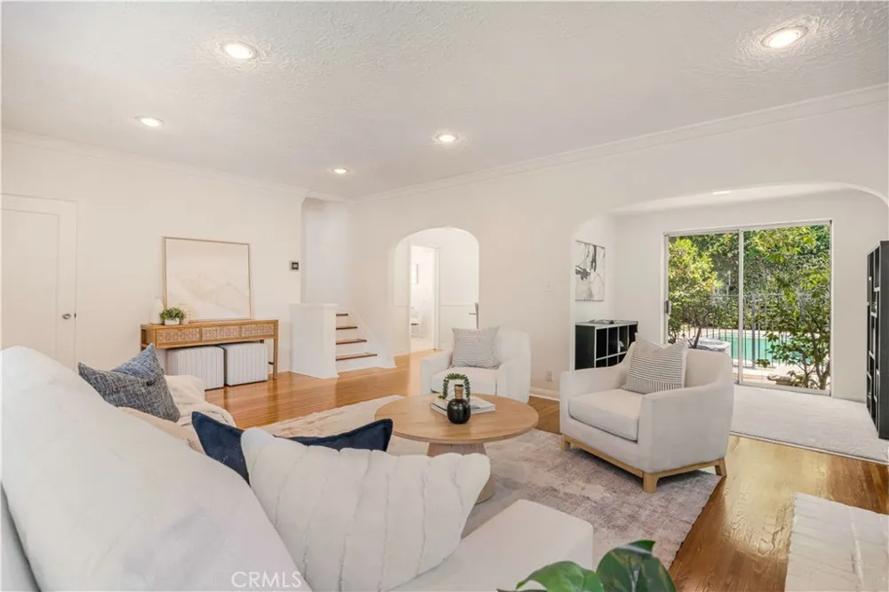 2024 Amherst Drive South Pasadena, CA 91030