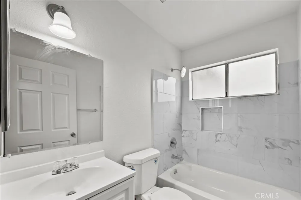 731 E Cypress Avenue #D Burbank, CA 91501