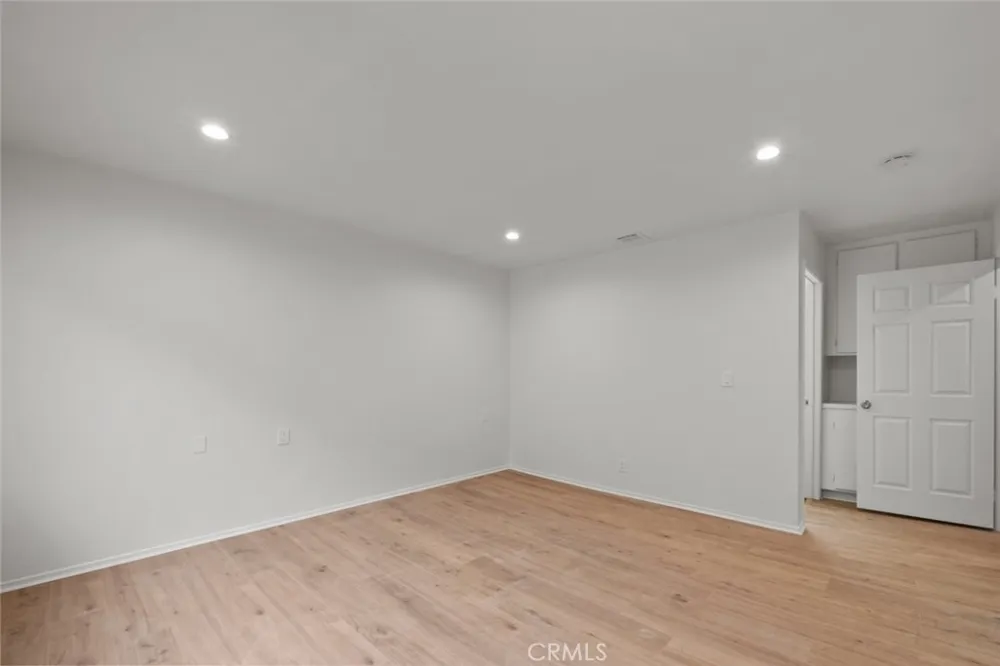 731 E Cypress Avenue #D Burbank, CA 91501