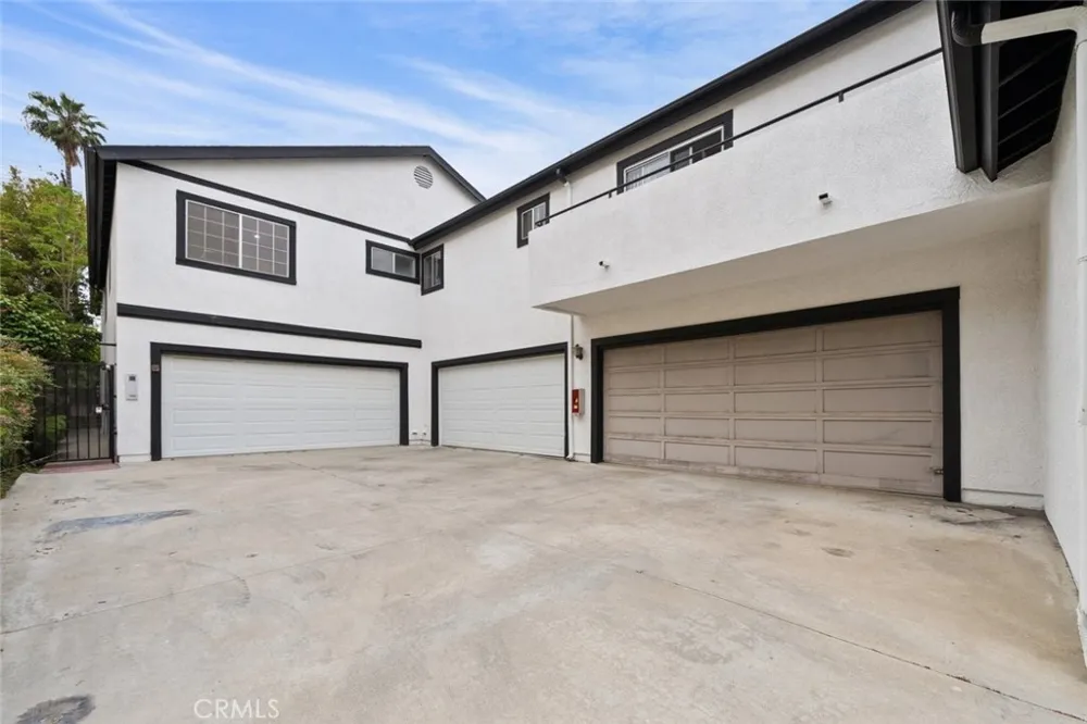 731 E Cypress Avenue #D Burbank, CA 91501