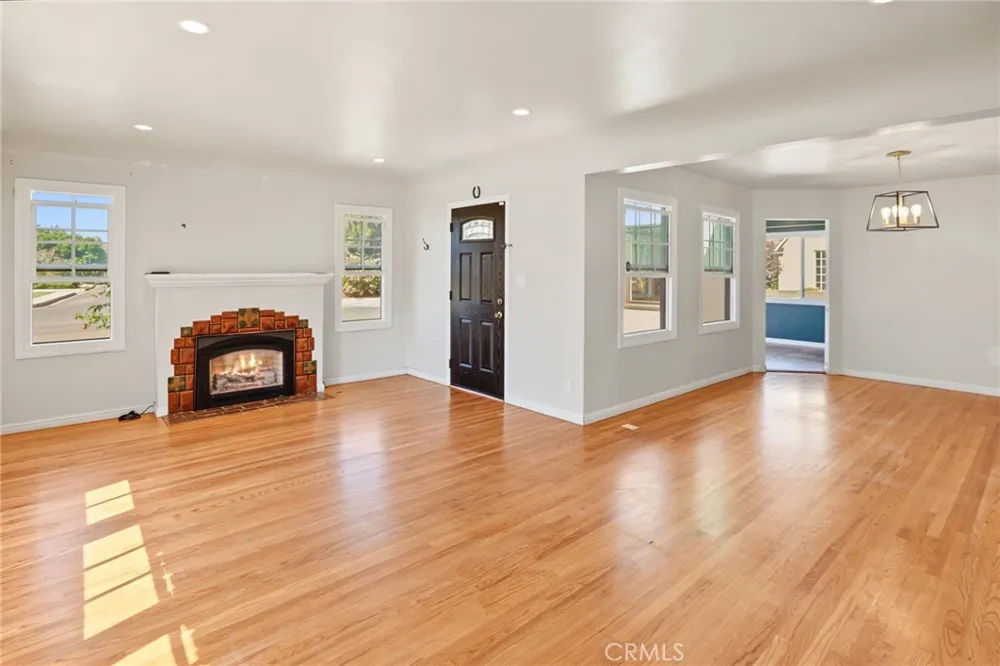 144 Palm Court Santa Maria, CA 93454